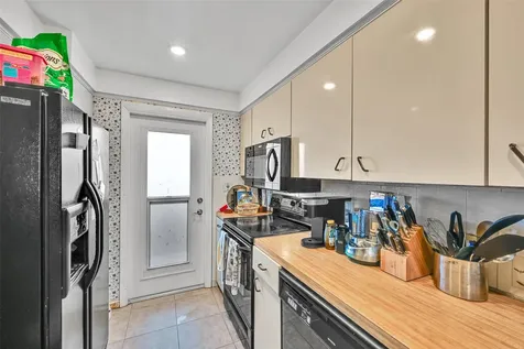 1100 SW 12th Street Fort Lauderdale FL 33315