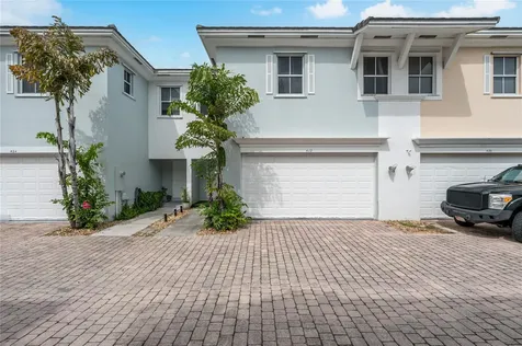 422 NE 1st Avenue Pompano Beach FL 33060