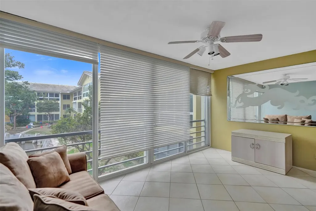 3000 NE 48th Street Fort Lauderdale FL 33308