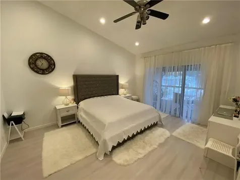 21135 Helmsman Drive Miami FL 33180