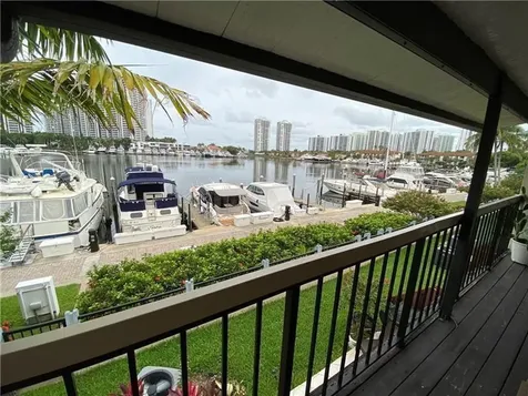 21135 Helmsman Drive Miami FL 33180