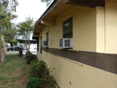 82 Tortuga Road Palm Springs FL 33461