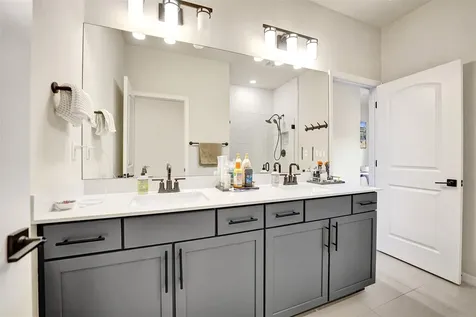 2118 Appleton Circle Oakland Park FL 33309