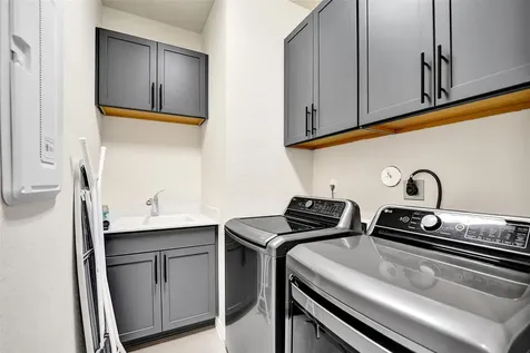 2118 Appleton Circle Oakland Park FL 33309