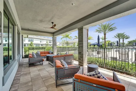 2118 Appleton Circle Oakland Park FL 33309