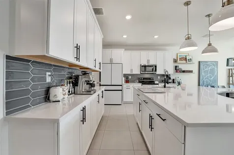 2118 Appleton Circle Oakland Park FL 33309