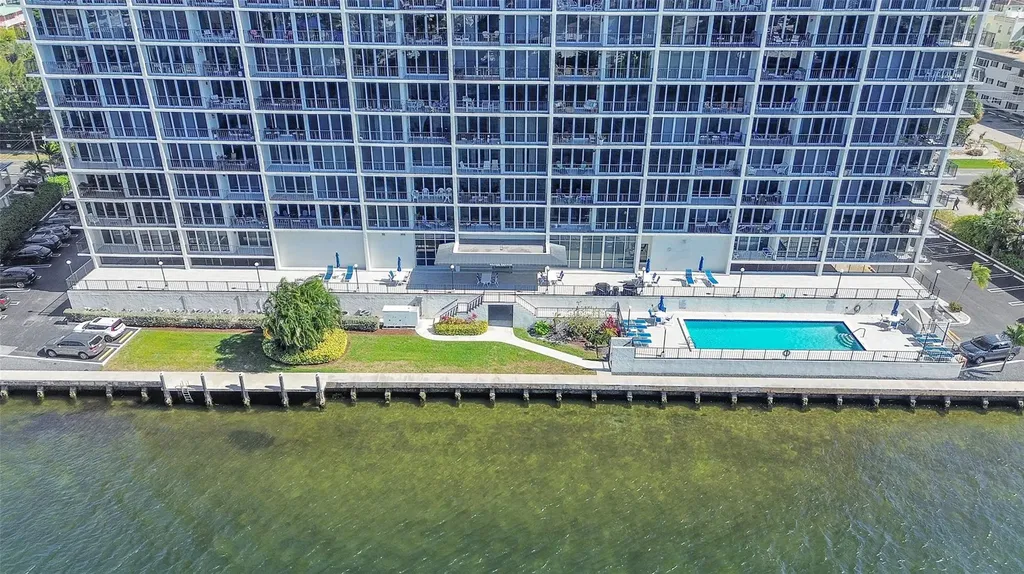 521 N Riverside Drive Pompano Beach FL 33062