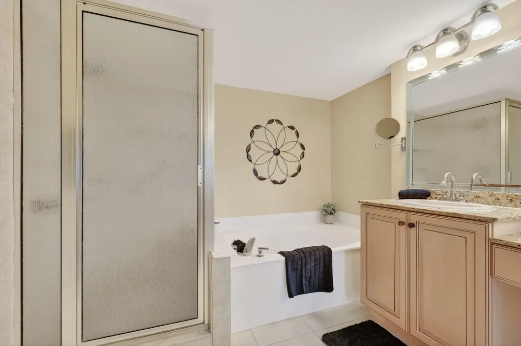 5906 Crystal Shores Drive Boynton Beach FL 33437