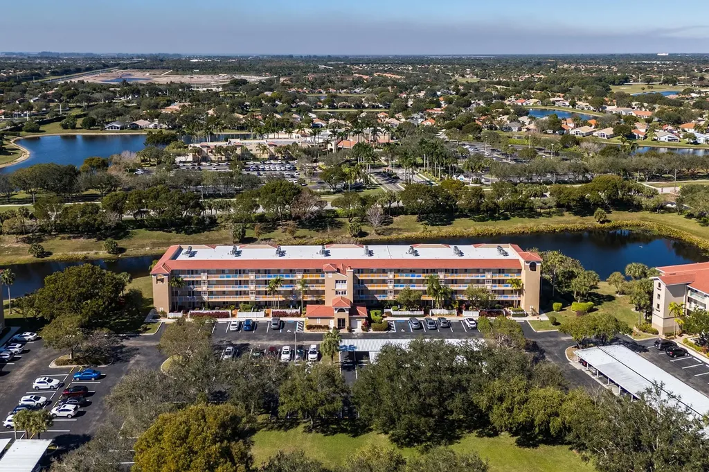 5906 Crystal Shores Drive Boynton Beach FL 33437