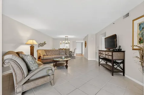 5906 Crystal Shores Drive Boynton Beach FL 33437