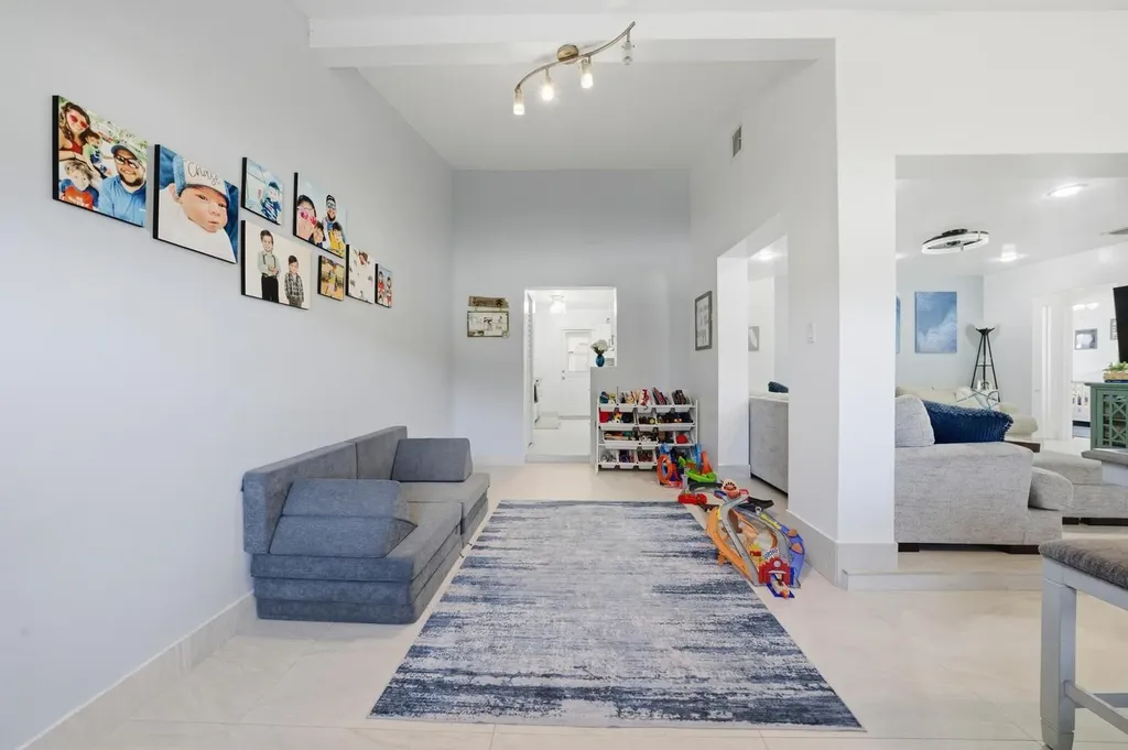 1308 SW 17th Avenue Fort Lauderdale FL 33312