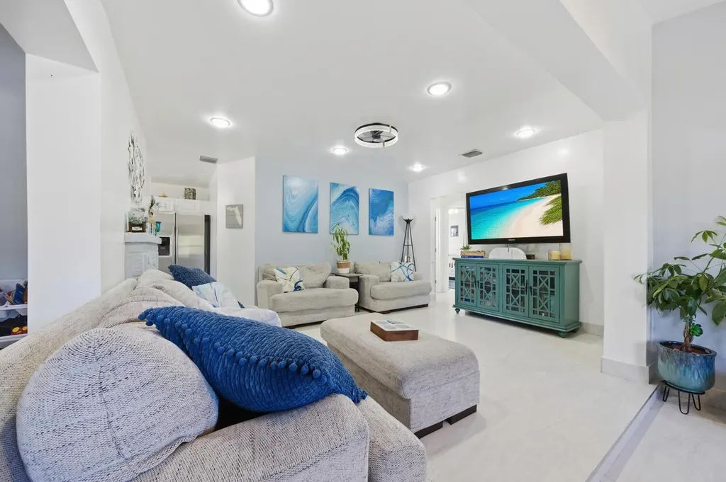1308 SW 17th Avenue Fort Lauderdale FL 33312