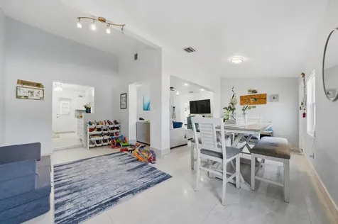 1308 SW 17th Avenue Fort Lauderdale FL 33312