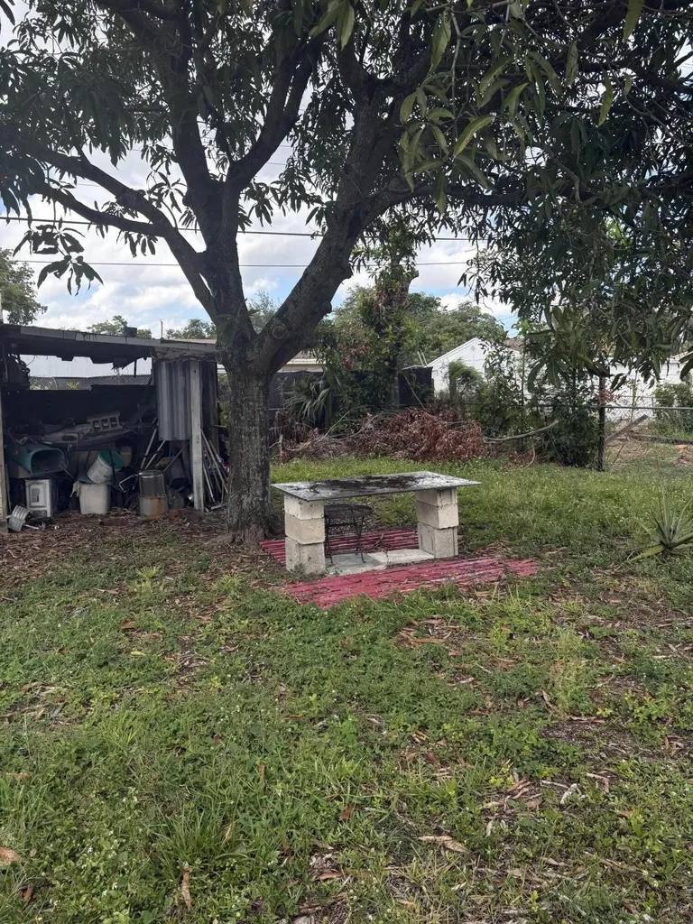 5663 Flagler Street Hollywood FL 33023