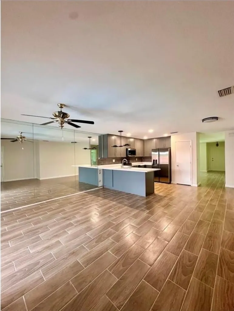 2382 NW 86th Lane Coral Springs FL 33065