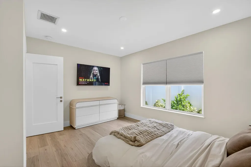 520 36th Street West Palm Beach FL 33407
