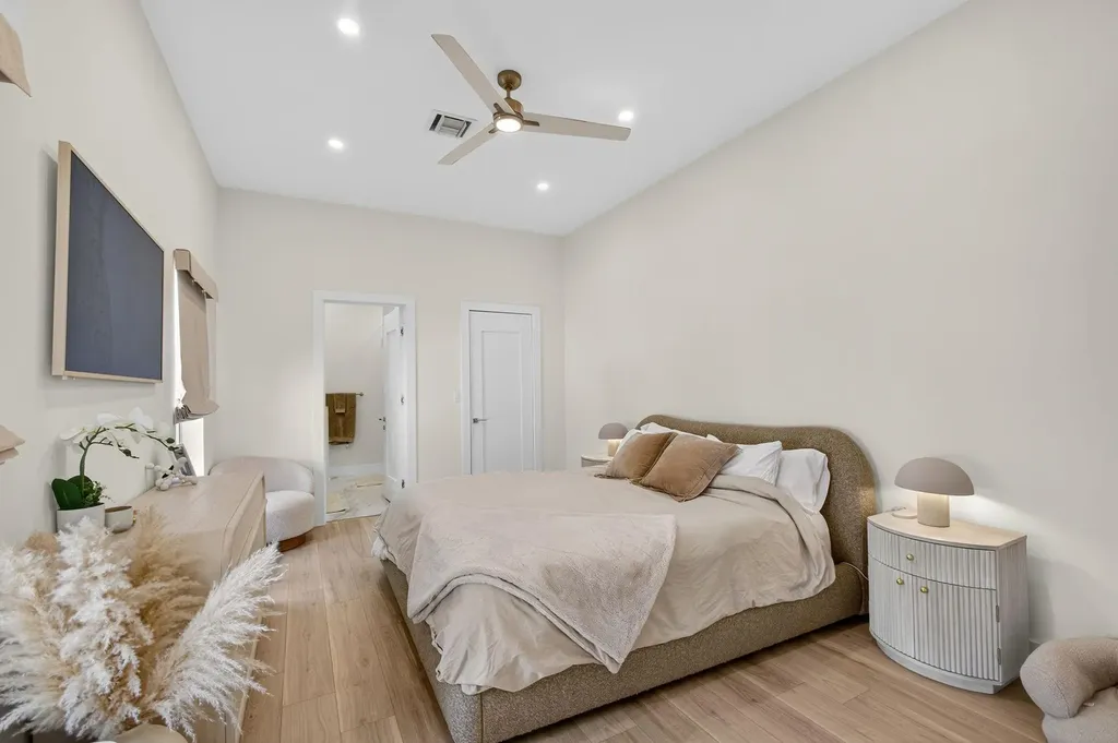 520 36th Street West Palm Beach FL 33407