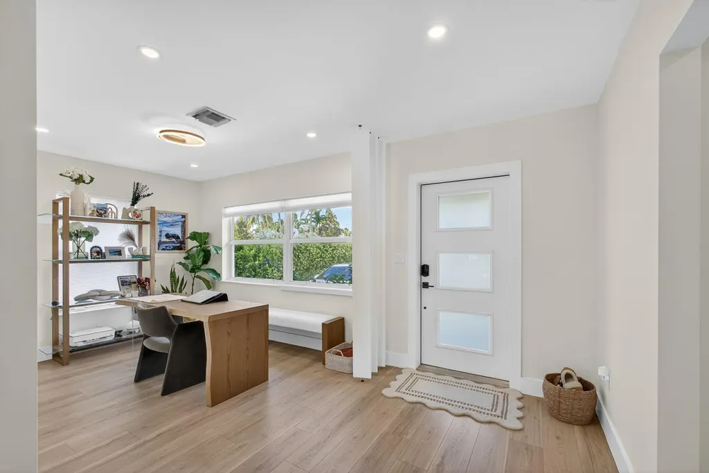 520 36th Street West Palm Beach FL 33407