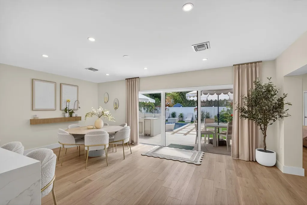 520 36th Street West Palm Beach FL 33407