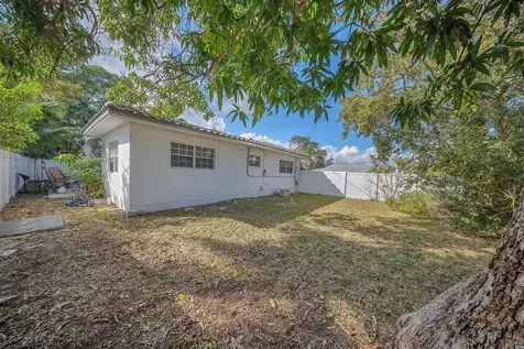2206 SE 14th Street Pompano Beach FL 33062