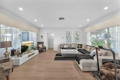 2206 SE 14th Street Pompano Beach FL 33062