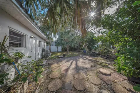 2206 SE 14th Street Pompano Beach FL 33062