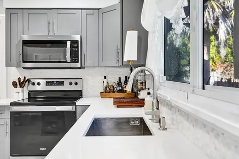 201 SE 24 Avenue Boynton Beach FL 33435