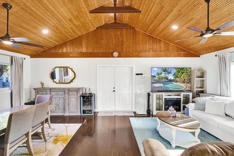 201 SE 24 Avenue Boynton Beach FL 33435