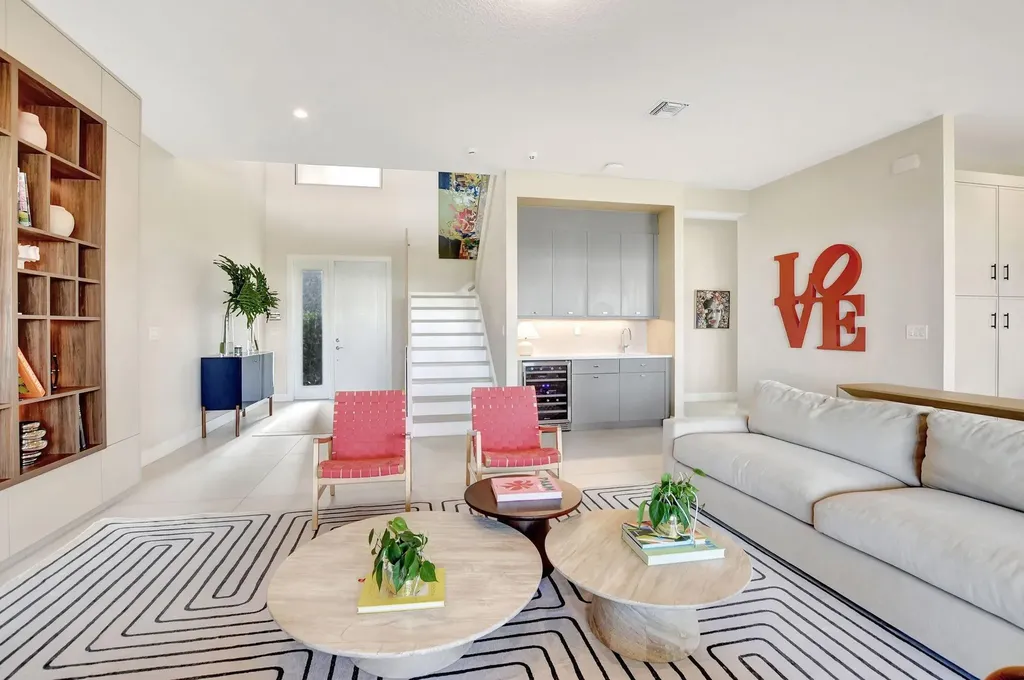 8289 Royal County Down Road Boca Raton FL 33434