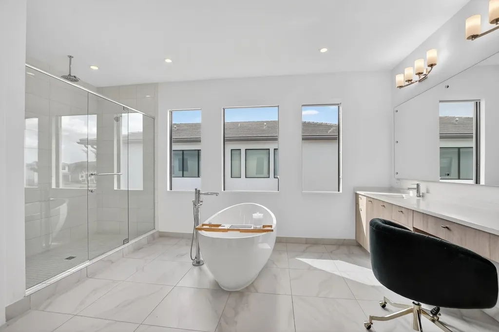 8289 Royal County Down Road Boca Raton FL 33434