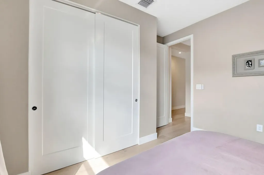 8289 Royal County Down Road Boca Raton FL 33434