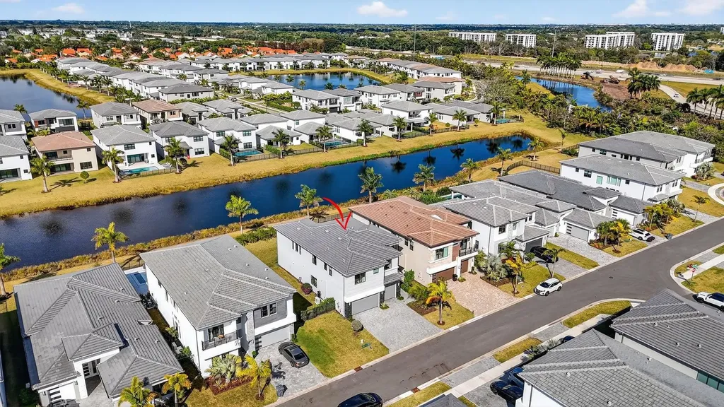 8289 Royal County Down Road Boca Raton FL 33434