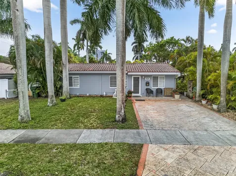 918 NE 4th Street Hallandale Beach FL 33009