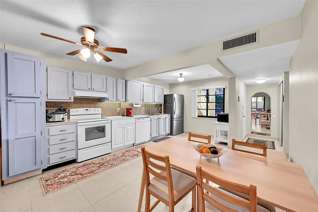 138 S Cypress Road Pompano Beach FL 33060
