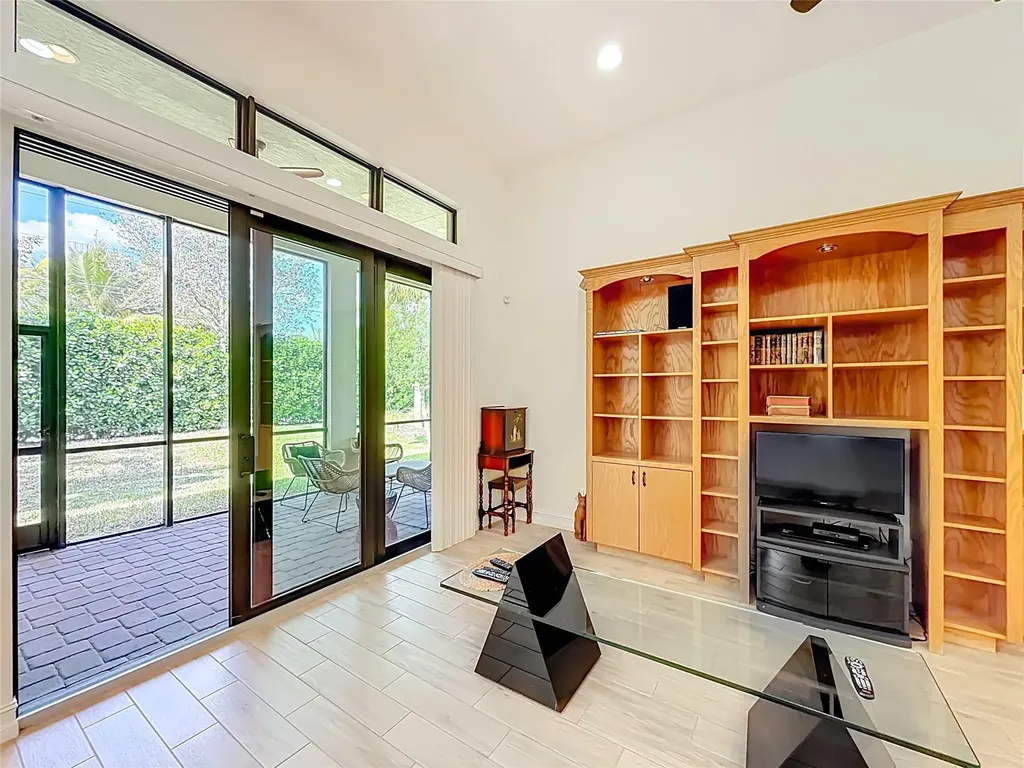 9657 Kalmar Circle Parkland FL 33076