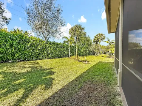 9657 Kalmar Circle Parkland FL 33076