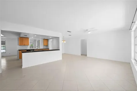 7005 NW 11th Street Margate FL 33063