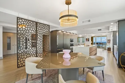 209 N Birch Road Fort Lauderdale FL 33304