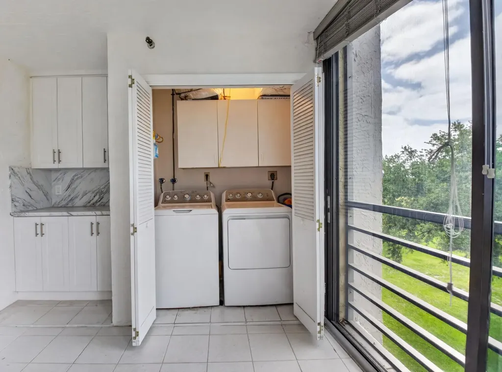 9170 SW 14th Street Boca Raton FL 33428