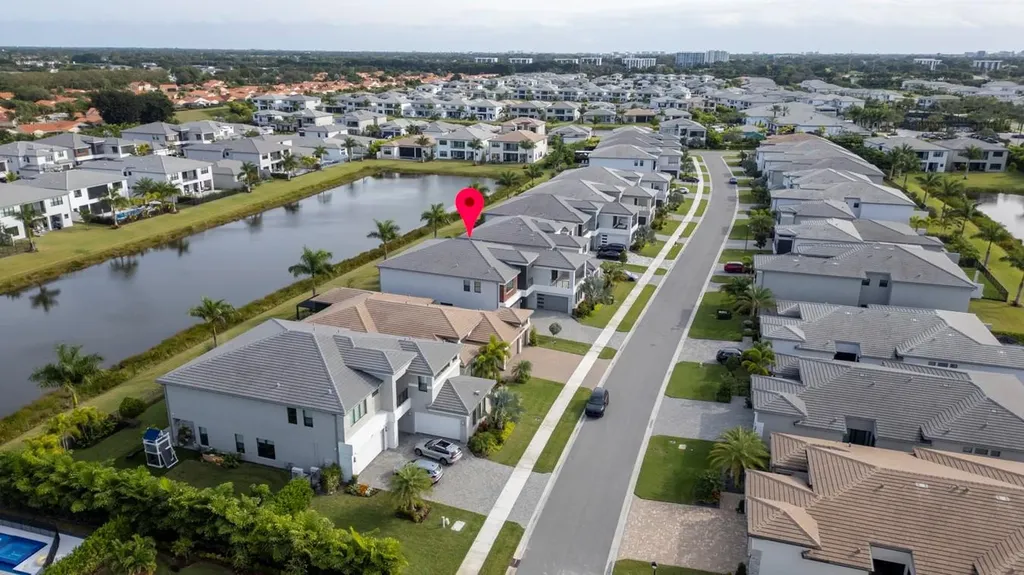 8571 Shoreacres Street Boca Raton FL 33434