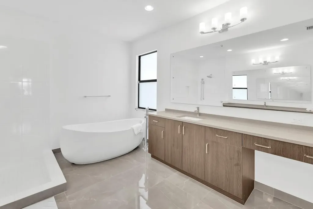 8571 Shoreacres Street Boca Raton FL 33434