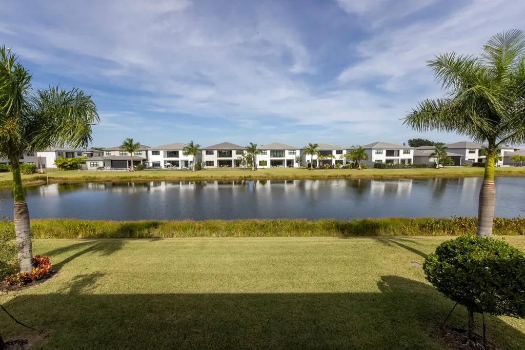 8571 Shoreacres Street Boca Raton FL 33434