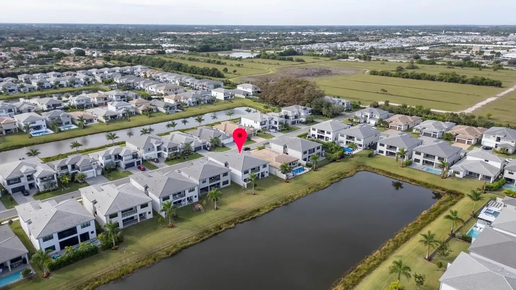 8571 Shoreacres Street Boca Raton FL 33434