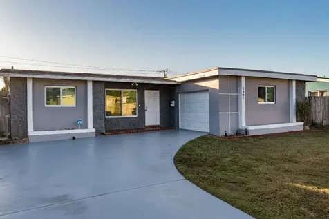 2501 NW 84th Way Sunrise FL 33322