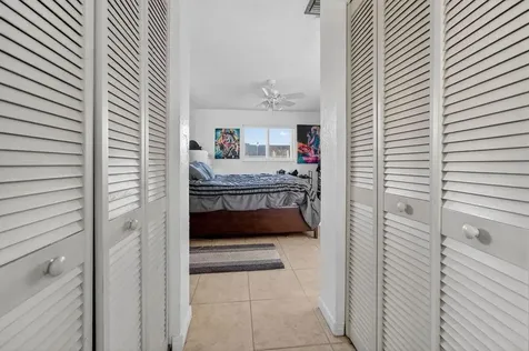 2501 NW 84th Way Sunrise FL 33322