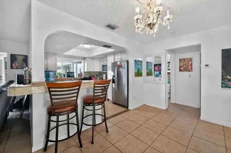 2501 NW 84th Way Sunrise FL 33322