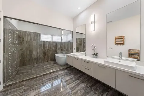 8225 Central Park Boulevard Doral FL 33166
