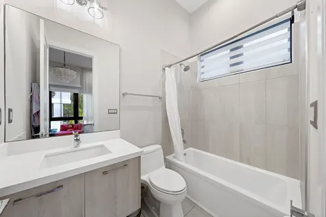 8225 Central Park Boulevard Doral FL 33166