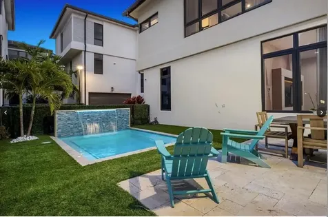 8225 Central Park Boulevard Doral FL 33166