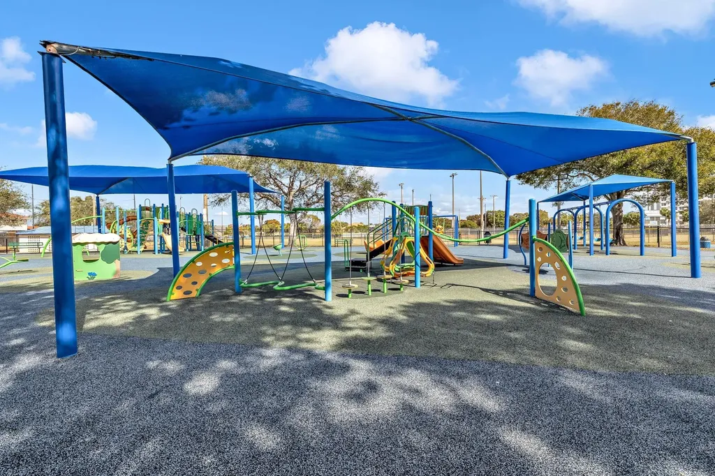 2540 NW 99 Avenue Coral Springs FL 33065